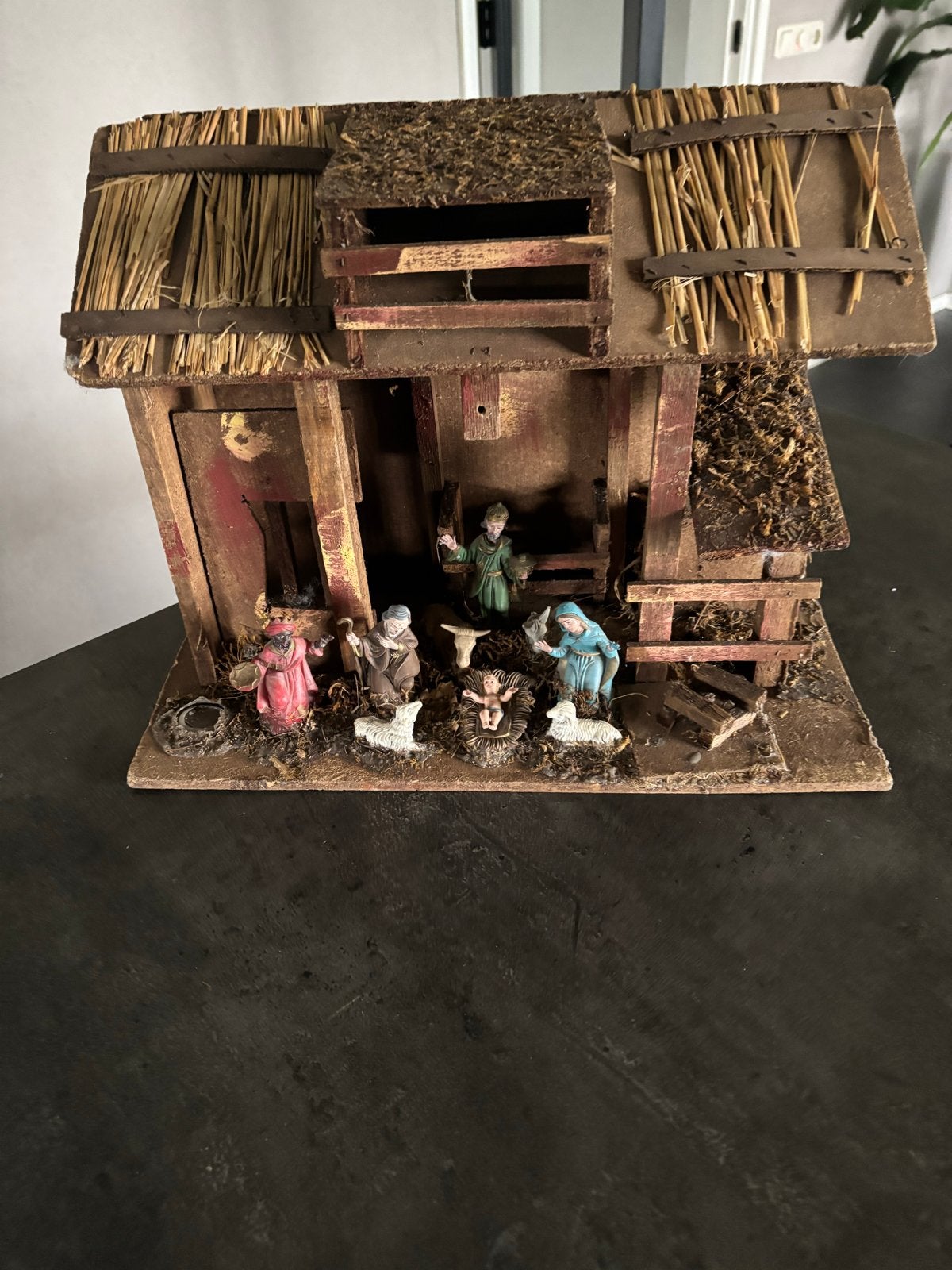 Kerststal van keramiek – 44 cm breed, Diversen, Ophalen, Gebruikt