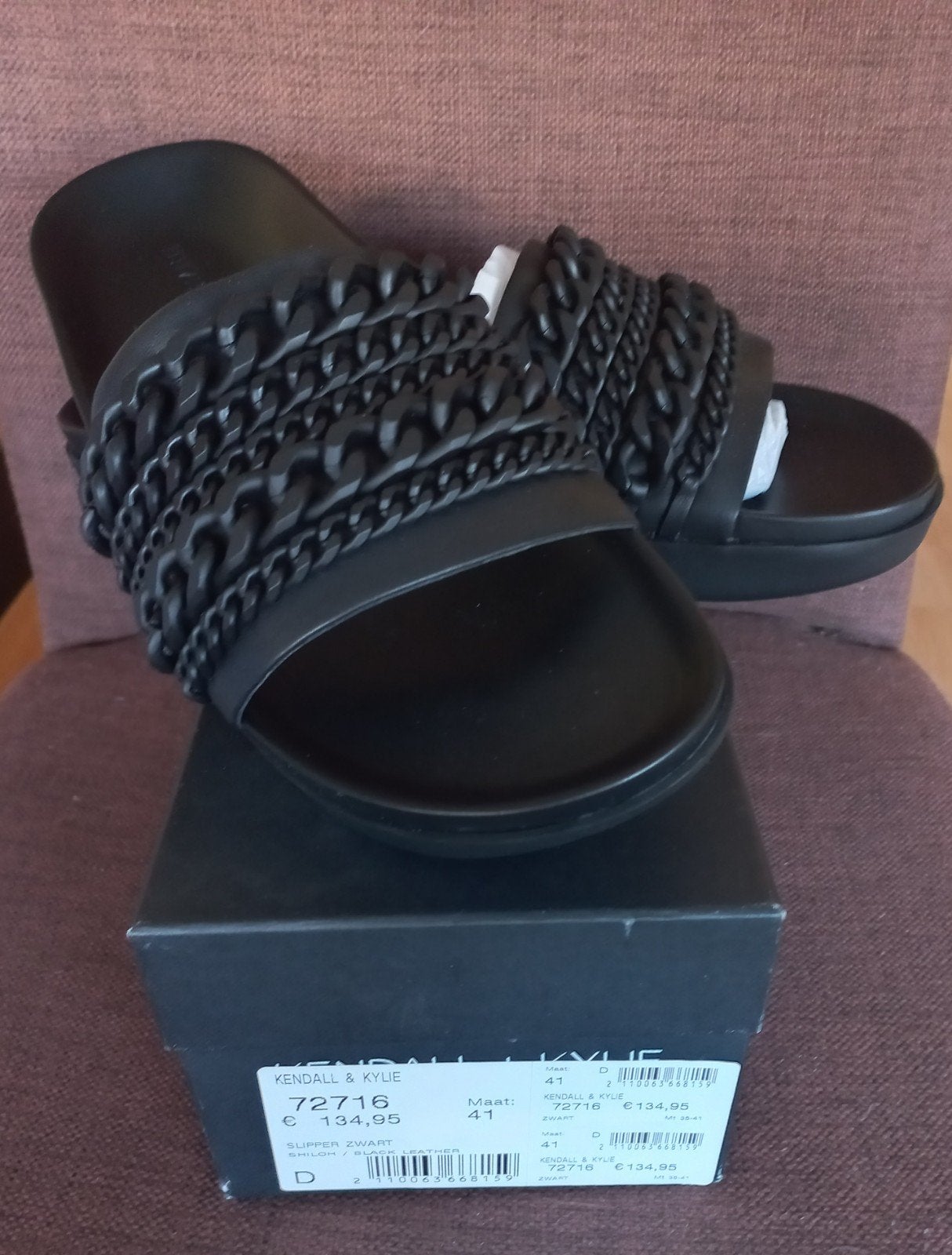 Nieuwe Kendall en Kylie zwart leren slippers maat 41, Slippers, Zwart, Kendall en Kylie, Nieuw