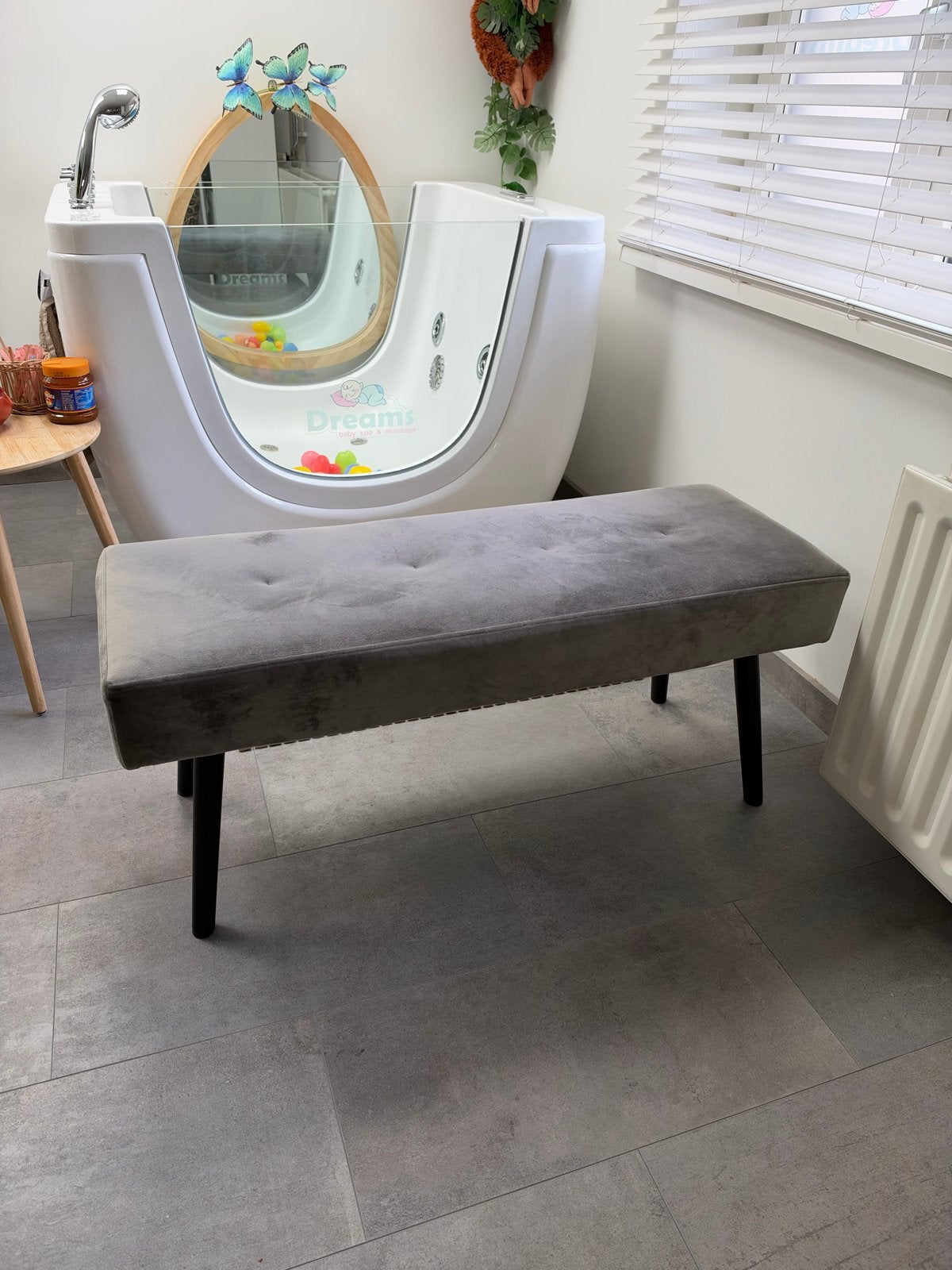 Grijze fluwelen bankje / poef - 100x36x43 cm, Ophalen, Zo goed als nieuw, Grijs, Stof