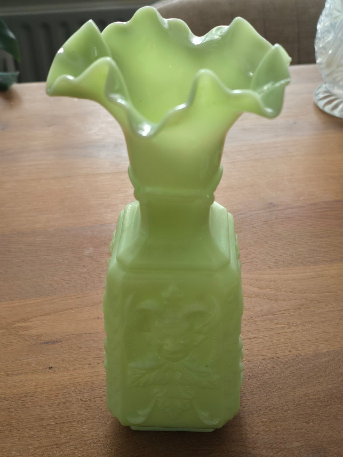 Portieux groene opaline vaas - onbeschadigd, Antiek en Kunst, Ophalen of Verzenden
