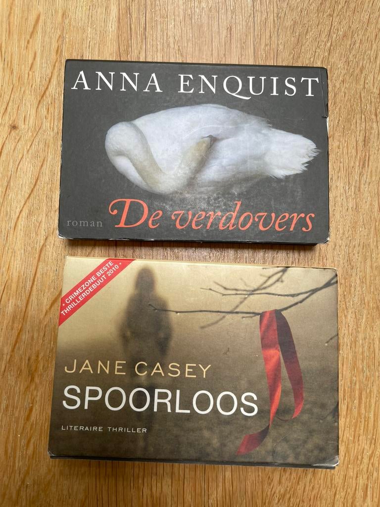 Dwarsligger: Spoorloos door Jane Casey, Ophalen of Verzenden, Gelezen, Nederland