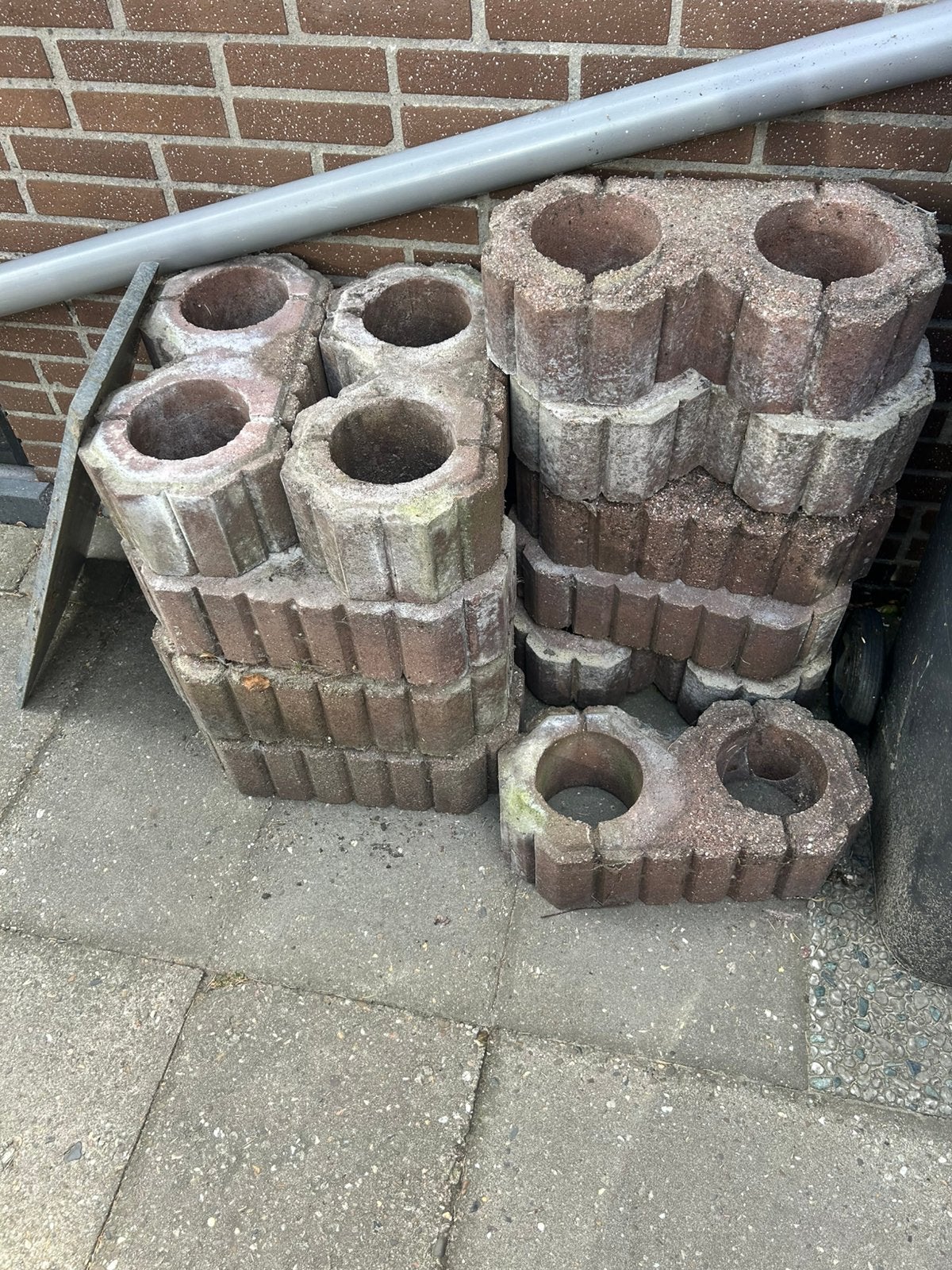 18 Betonblokken voor een goede prijs, Ophalen of Verzenden, Gebruikt, Beton