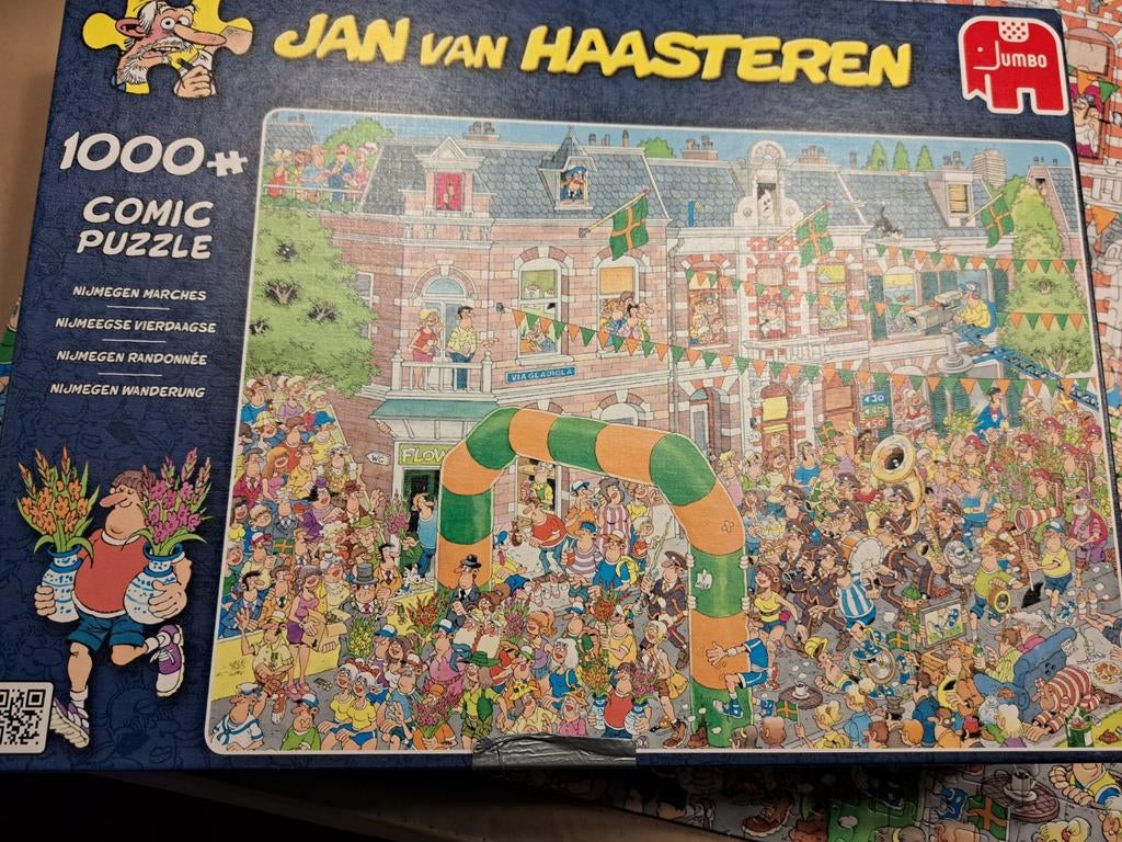 Jan van Haasteren De Nijmeegse Vierdaagse- 1000 stukjes, Ophalen of Verzenden, 500 t/m 1500 stukjes, Gebruikt, Legpuzzel