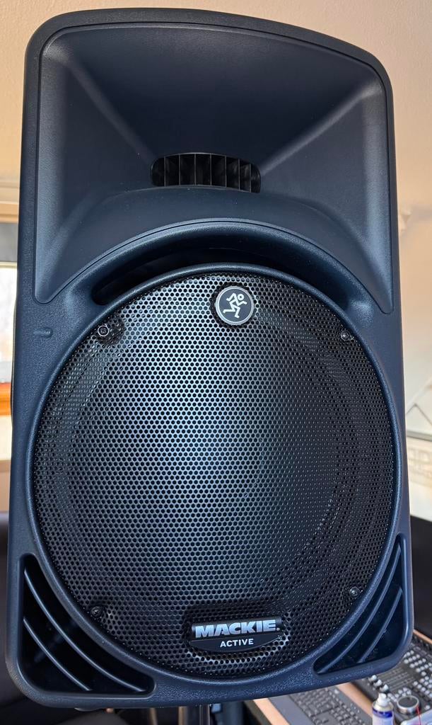 Mackie SRM450 speakers met hoezen, Ophalen, Zo goed als nieuw, Minder dan 500 watt