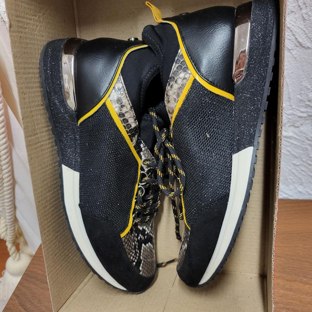 LA STRADA Zwarte Sneakers met Slangenprint - Maat 39, LA STRADA, Ophalen of Verzenden, Zwart, Sneakers of Gympen