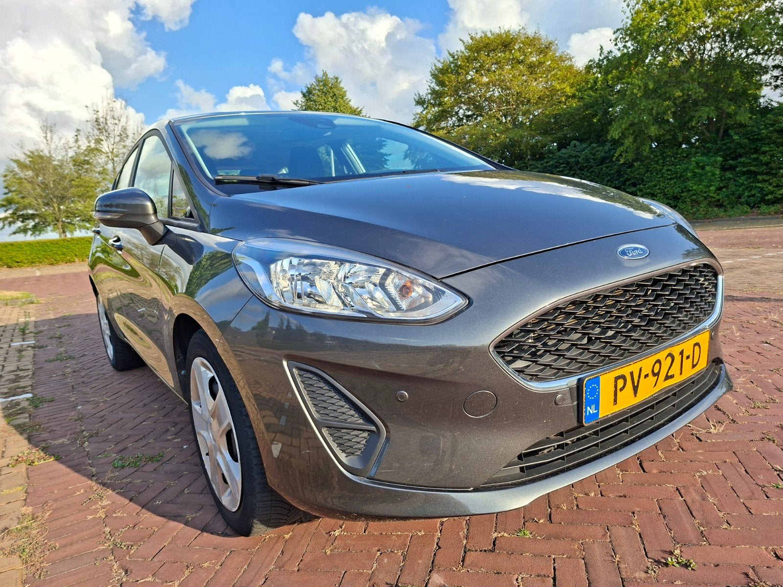 Ford Fiësta 1.1 70pk 5dr 2017 Grijs, Auto's, Voorwielaandrijving, Stof, 750 kg, 23 km/l