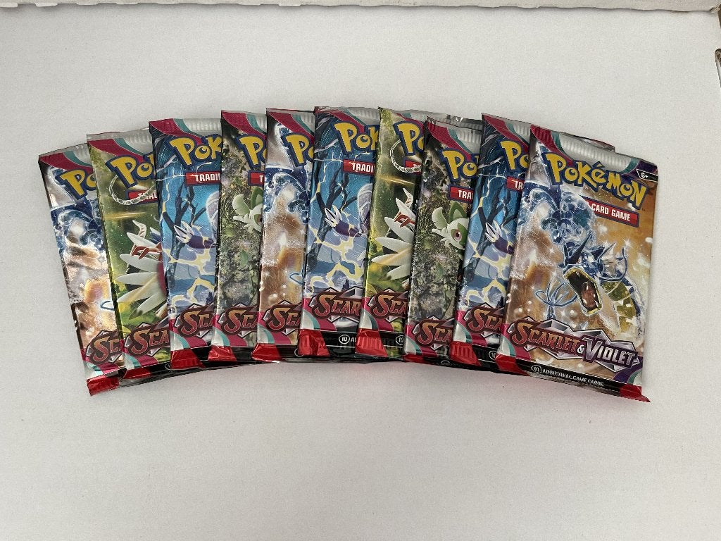 10x Scarlet & Violet Base sealed boosters English pokemon, Hobby en Vrije tijd, Verzamelkaartspellen | Pokémon, Ophalen of Verzenden