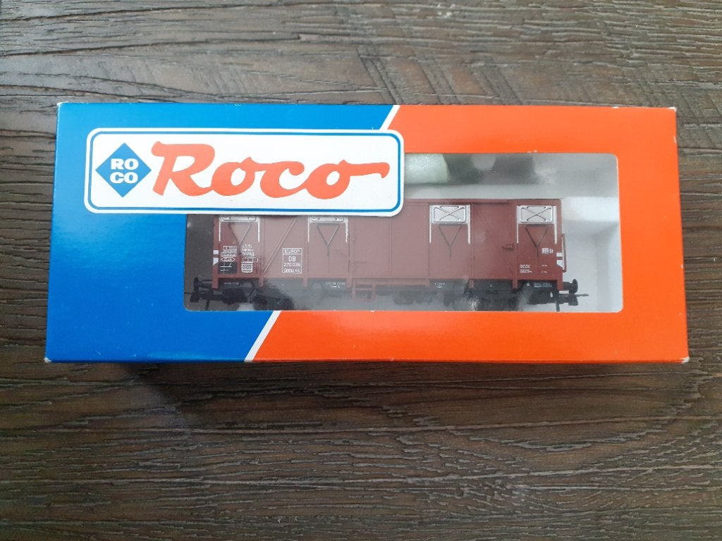 Roco gesloten wagen DB 46843, Hobby en Vrije tijd, Modeltreinen | H0, Gelijkstroom, Wagon, Ophalen of Verzenden, Zo goed als nieuw