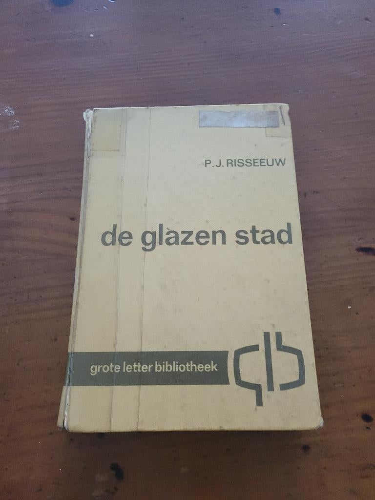 De glazen stad, Ophalen, Gelezen