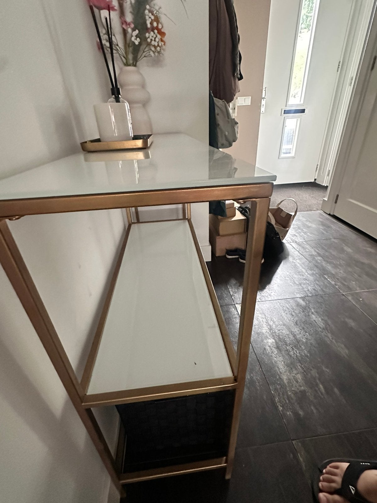 Mooie sidetable wit/goud, Ophalen, 100 tot 150 cm, Zo goed als nieuw, 25 tot 50 cm