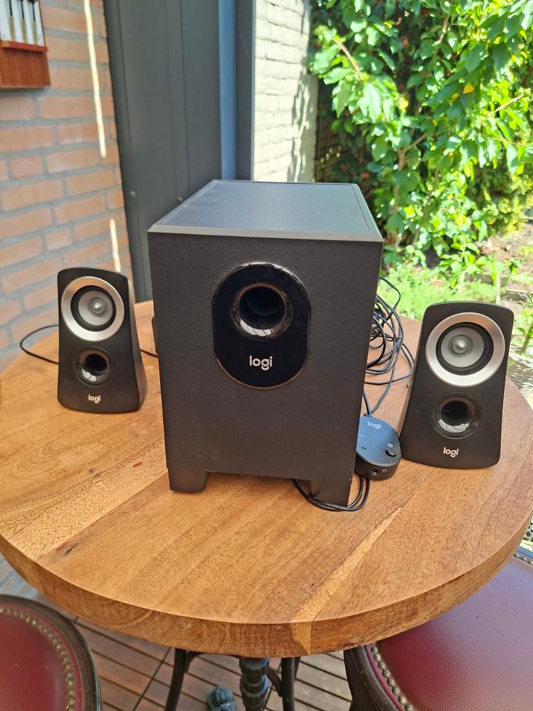 Logitech Z313 2.1 speakersysteem - Goede staat, Ophalen, Gebruikt, Minder dan 60 watt, Overige merken