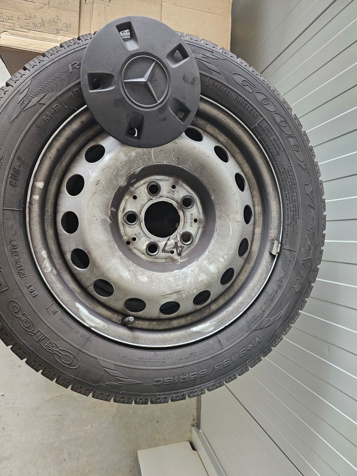 winterbanden met velgen mercedes vito- 195, 16 inch, Banden en Velgen, Ophalen of Verzenden, All Season