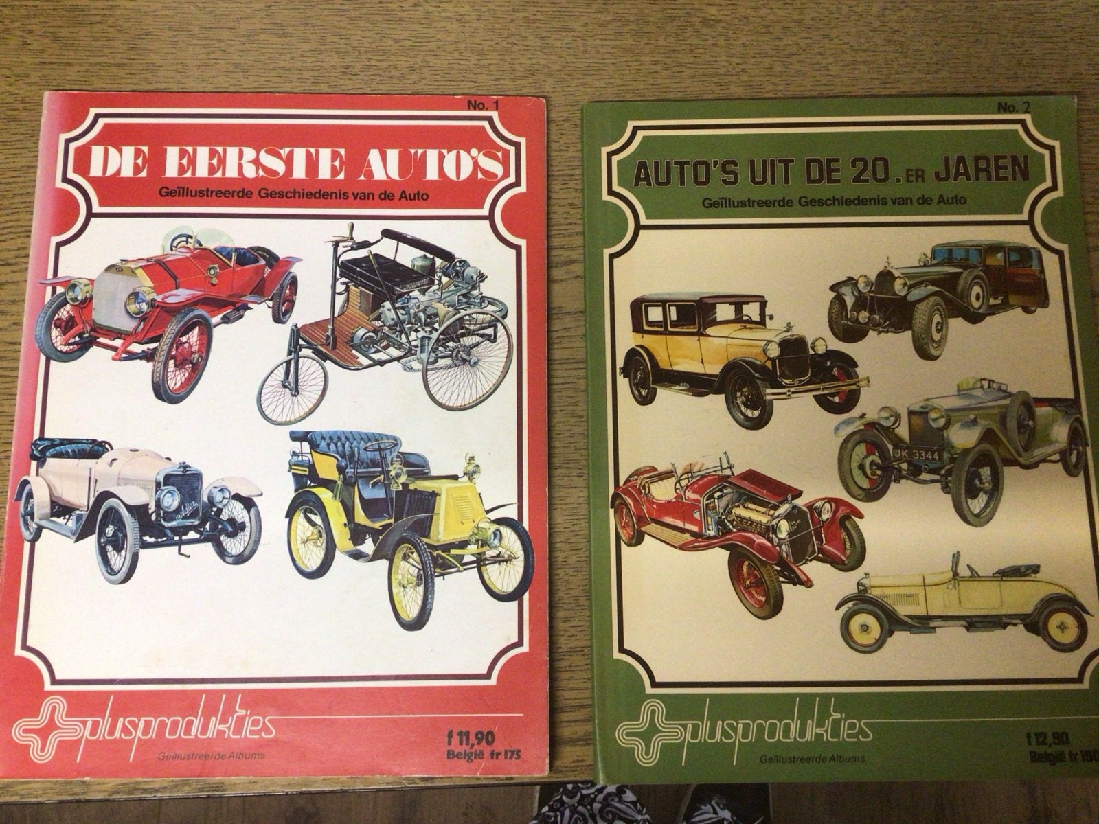 De Eerste Auto's + Auto's uit de 20er Jaren - Geïllustreerd, Ophalen of Verzenden, Gelezen, Algemeen