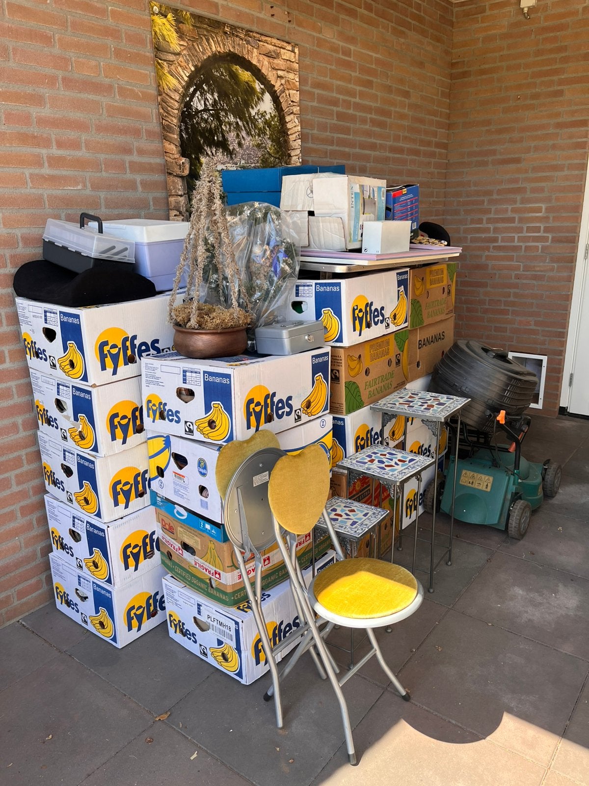 Rommelmarkt spullen, Ophalen, Gebruikt