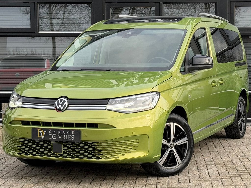 Volkswagen Caddy Maxi 1.5 TSI 7p DSG Full Option Panoramadak, Auto's, Volkswagen, 1556 kg, Zwart, 4 cilinders, 7 stoelen