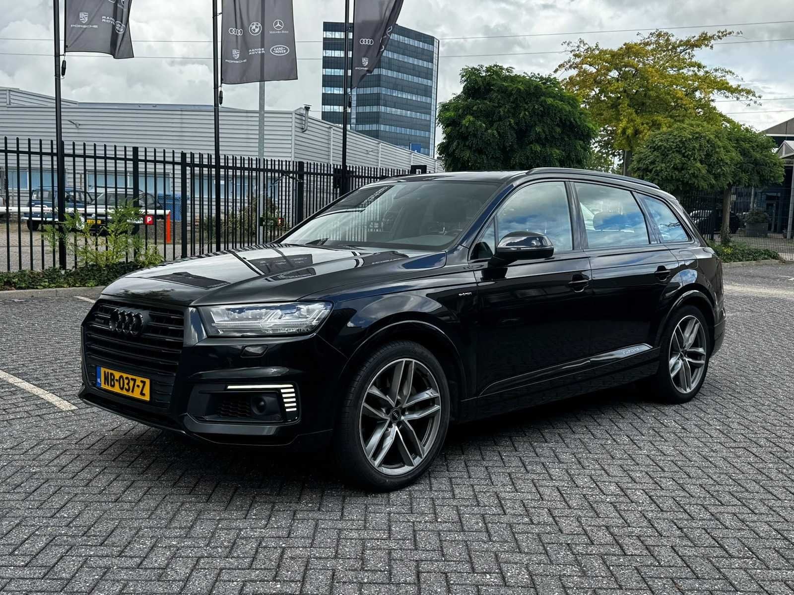 Audi Q7 3.0 TDI e-tr. q. Sp. *, NB-037-Z, Auto's, Automaat, Gebruikt, Euro 6, Zwart
