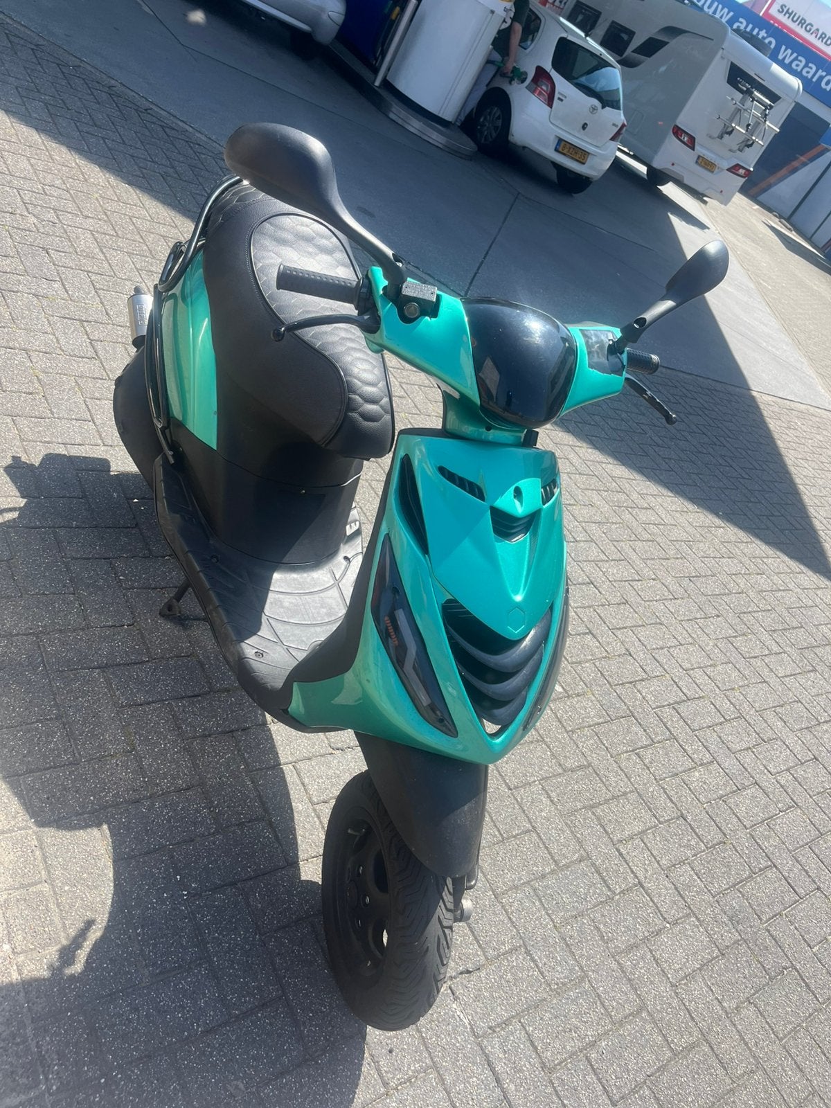 Piaggo zip 70cc 2t h2o/lc orgi c25 2t sp frame, (OOK TERUIL), Fietsen en Brommers, Scooters | Piaggio, Zo goed als nieuw, Zip