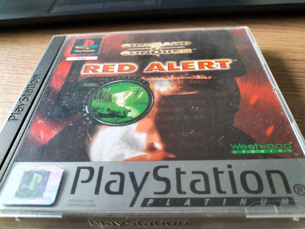 Red alert command & conquer PS1, Spelcomputers en Games, Gebruikt, 1 speler, Ophalen of Verzenden, Strategie en Constructie