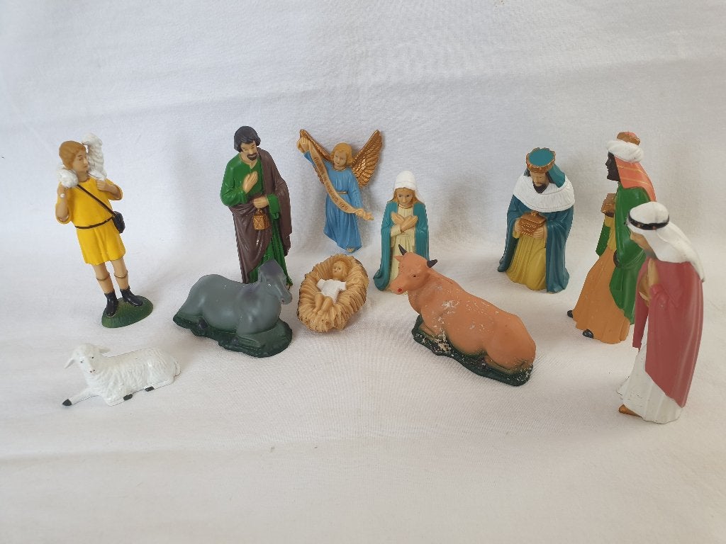 (D) Vintage 11_delige hard plastic kerstgroep., Ophalen of Verzenden, Zo goed als nieuw