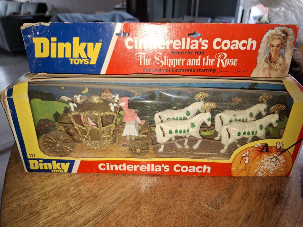 Dinky Toys Assepoester Koets - The Slipper and the Rose, Antiek en Kunst, Ophalen of Verzenden