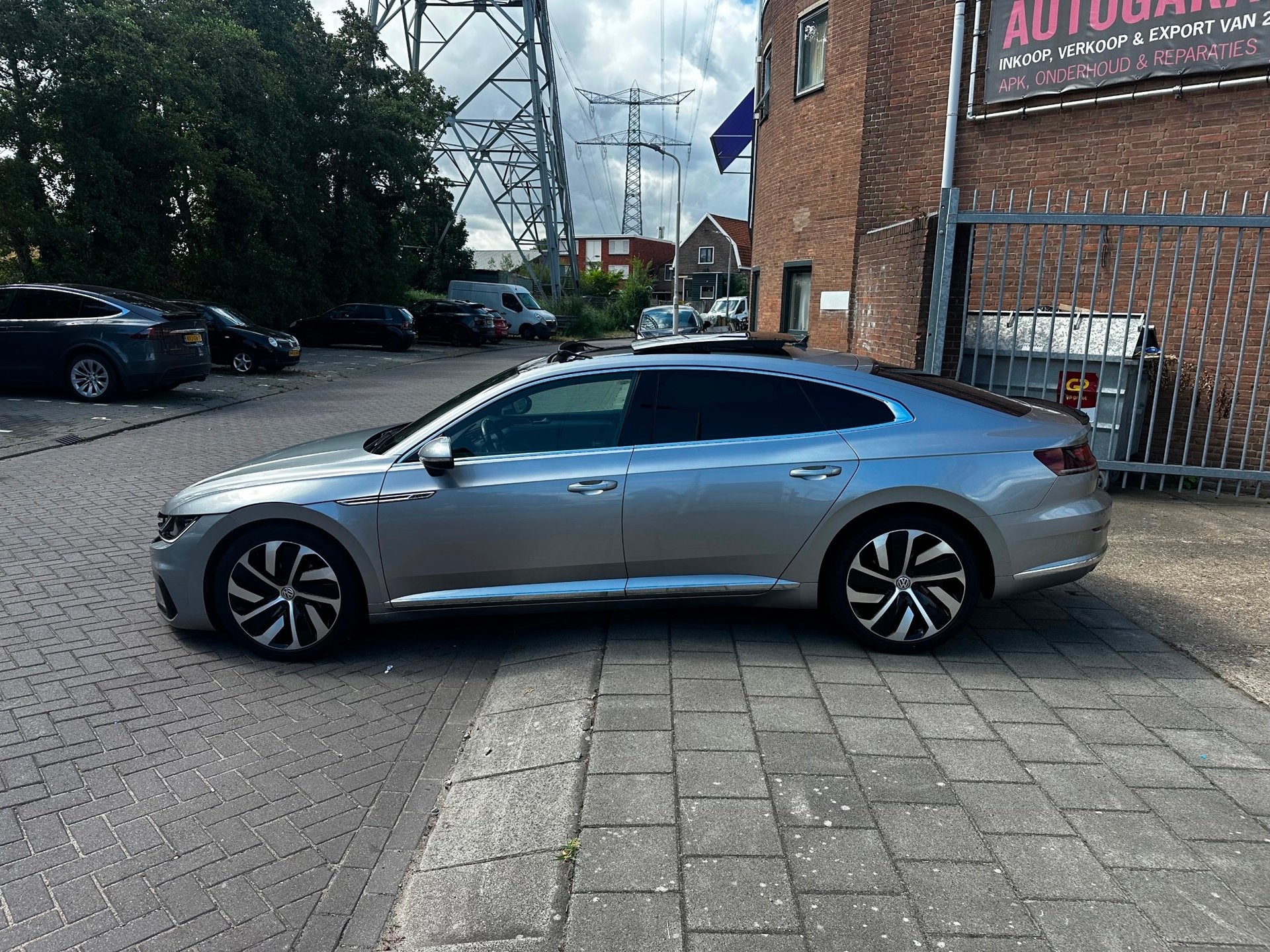 Volkswagen Arteon 2.0 TDI Business R Line Panorama/Leer/Xeno, Arteon, Gebruikt, 4 cilinders, Bedrijf