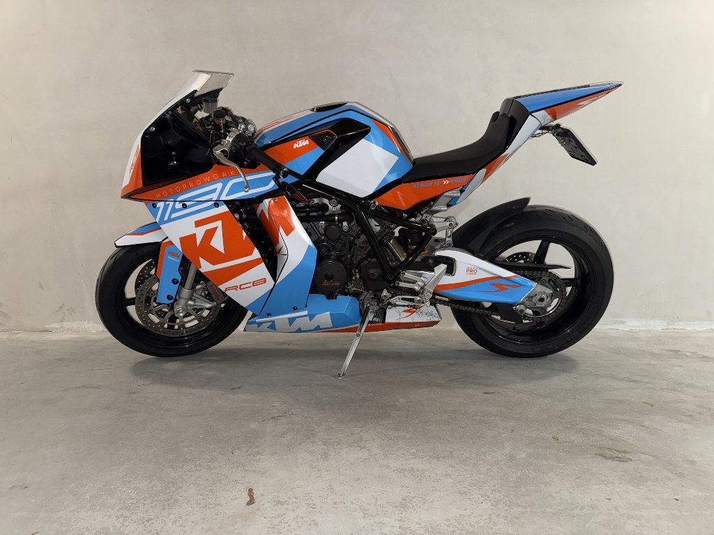 KTM RC8, 2 cilinders, Motorrijbewijs A, Gebruikt, Super Sport