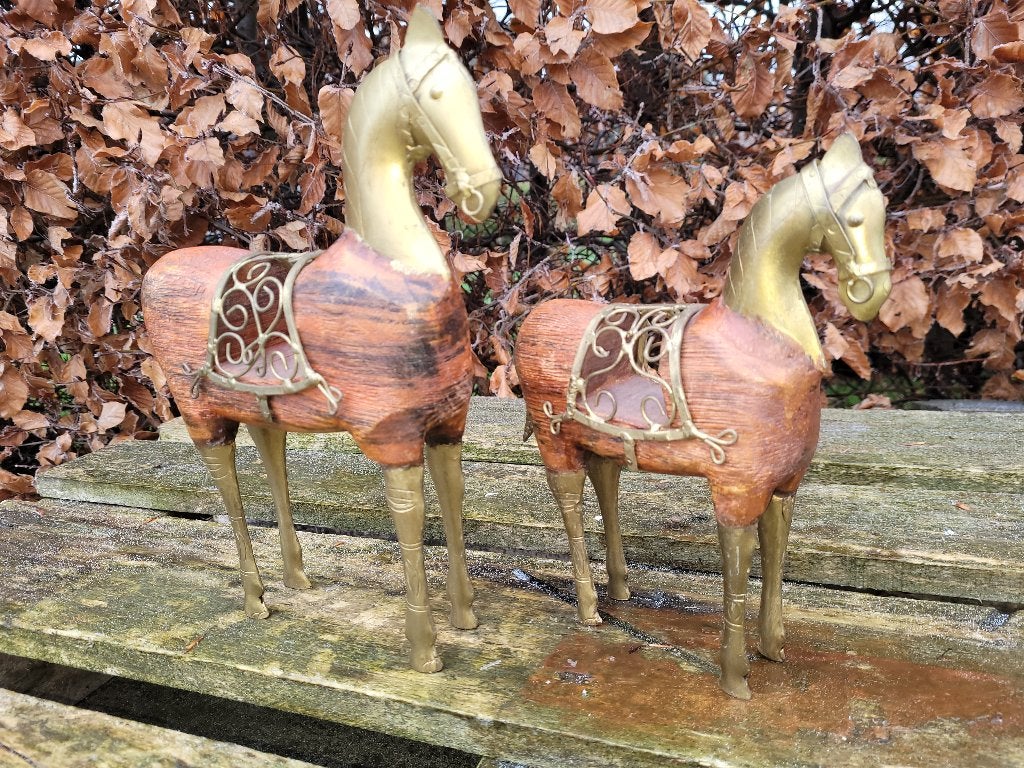 set antieke houten handgemaakte paarden beelden met messing, Ophalen of Verzenden, Houtsnijwerk