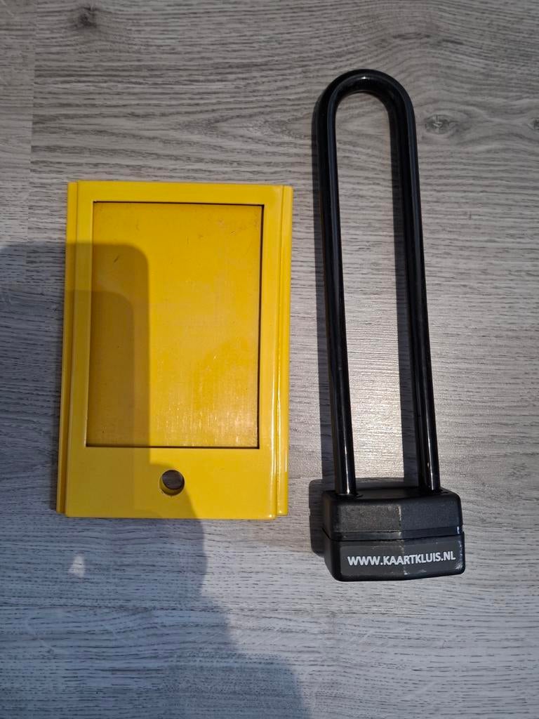 Voor je invalide kaart met een slot voor op je stuur., Ophalen, Zo goed als nieuw
