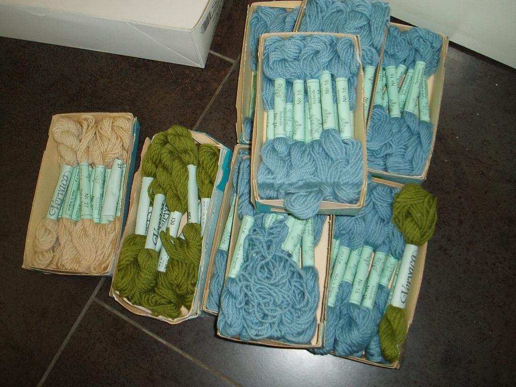 garen stopwol en borduurwol zuivere wol., Verzenden, Nieuw, Borduurgaren of Zijde