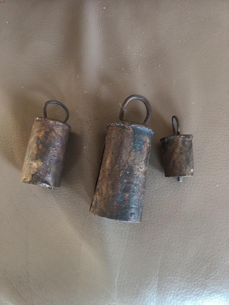 Drie bellen drie koeien bellen geiten bellen origineel, Ophalen of Verzenden, Gebruikt