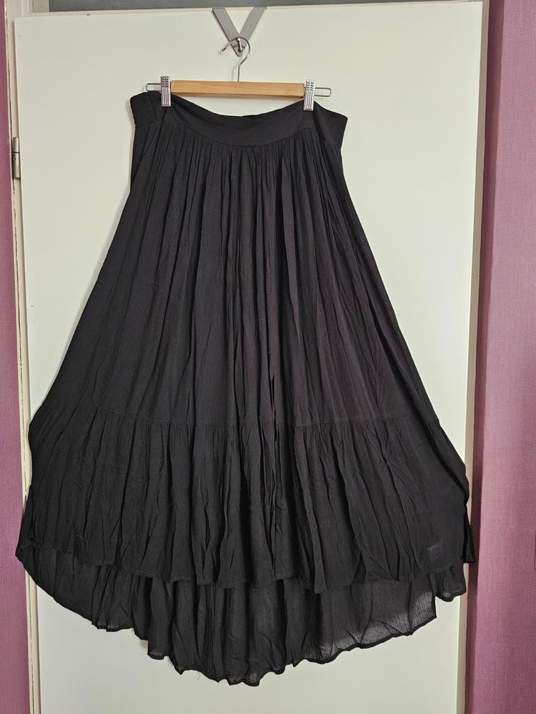 IBZMODE; PRACHTIGE ZWARTE ROK ZGAN XL NU € 15,-, Kleding | Dames, Zwart, Maat 46/48 (XL) of groter, Ophalen of Verzenden, Zo goed als nieuw