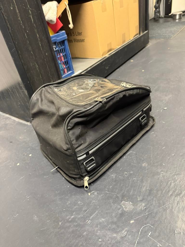 Zwarte motortas / tanktas voor op de motor, Motoren, Ophalen of Verzenden, Gebruikt