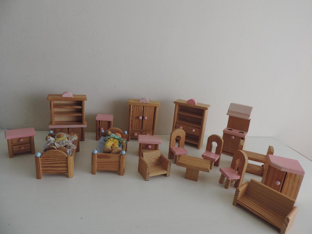 poppenhuis spulletjes, Kinderen en Baby's, Speelgoed | Poppenhuizen, Ophalen of Verzenden, Gebruikt, Poppenhuis
