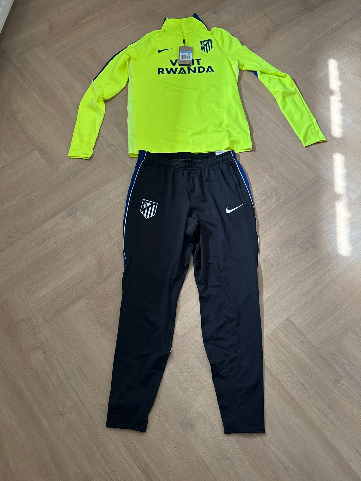 Nieuw! Origineel Nike Atletico Madrid Trainingspak - Maat M, Maat M, Ophalen of Verzenden, Nieuw, Trainingspak