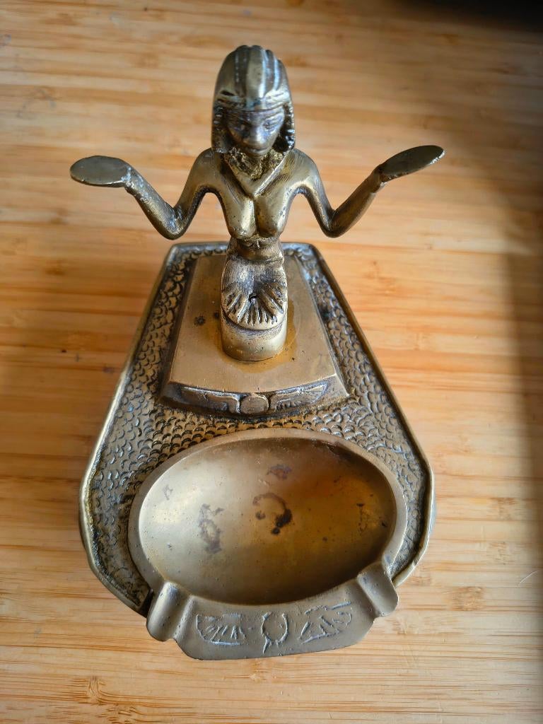 Egyptische Revival Art Deco brons Cleopatra buste asbak, Antiek en Kunst, Overige onderwerpen, Minder dan 20 cm, Art deco, Ophalen of Verzenden