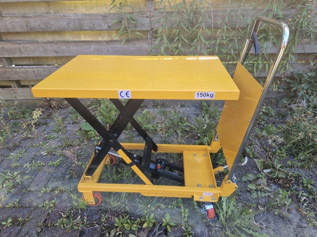 HBM hydraulische heftafel / verrijdbare werktafel 150 kg, Ophalen, Zo goed als nieuw