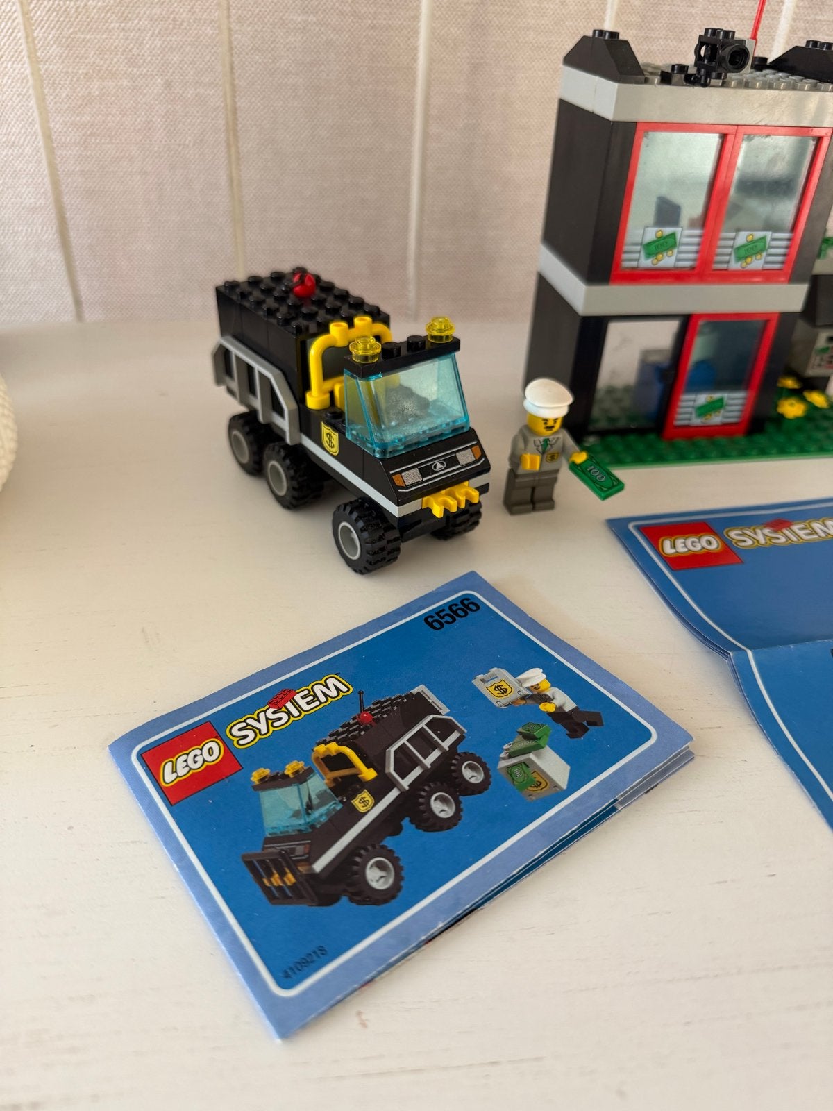 Lego System 6566: Geldtransport en Bankgebouw met instructie, Ophalen, Gebruikt