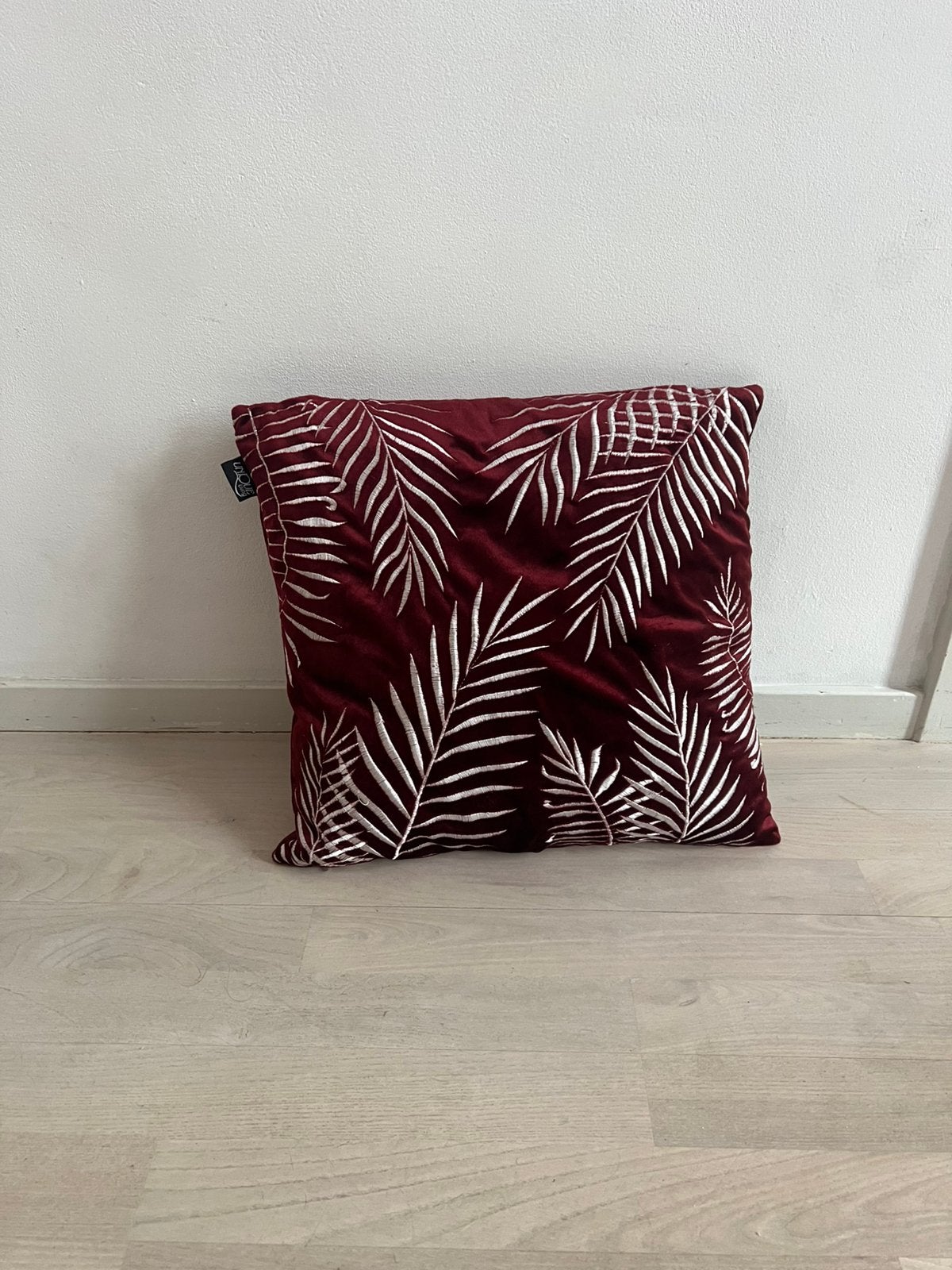 Zacht velours kussentje 40x40, Huis en Inrichting, Woonaccessoires | Kussens, Ophalen of Verzenden, Zo goed als nieuw, Vierkant