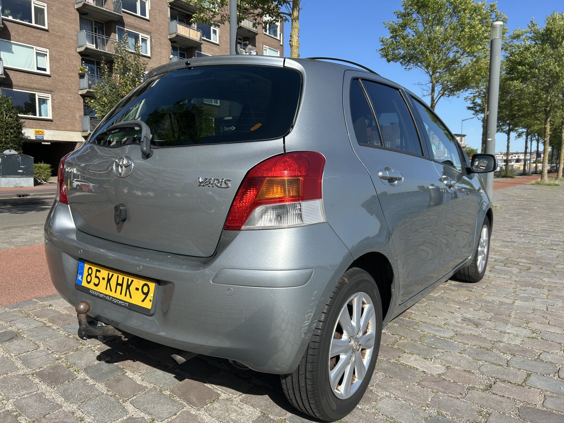 Toyota Yaris 1.3 VVTi Executive 5 deurs airco/ecc navigatie, Auto's, Voorwielaandrijving, 1025 kg, Beige, 4 cilinders