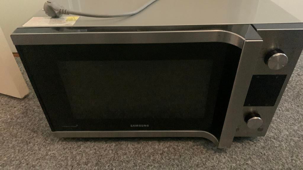 Combi magnetron, Ophalen of Verzenden, Zo goed als nieuw, Vrijstaand, Combimagnetron