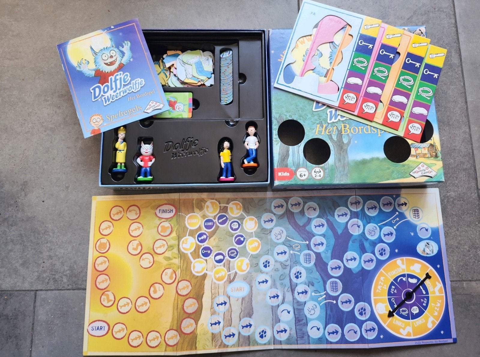Dolfje Weerwolfje Het Bordspel - Compleet, Hobby en Vrije tijd, Gezelschapsspellen | Bordspellen, Een of twee spelers, Ophalen of Verzenden