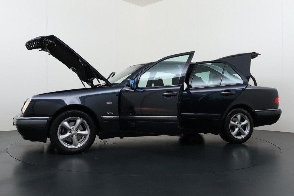 Mercedes-benz E-KLASSE 240 ELEGANCE V6 Automaat Youngtimer!!, foto 11
