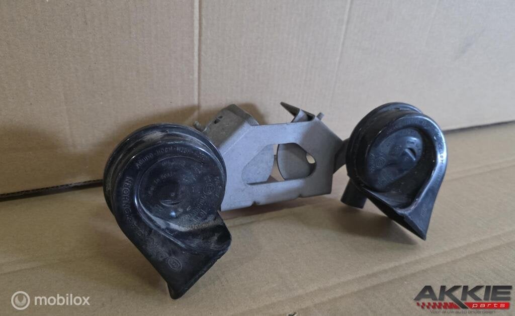 Mercedes C63 Claxon W205 A2315420020, Gebruikt, Ophalen of Verzenden