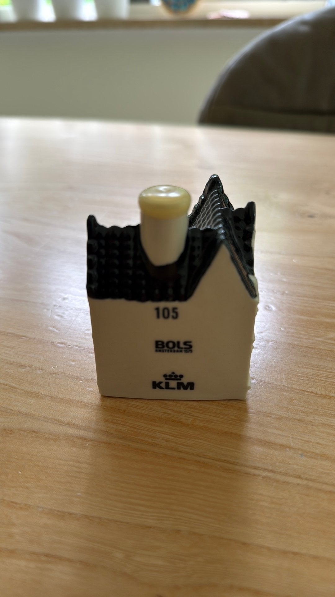 Ik zoek 106, graag ruilen voor 105 of 102, Verzamelen, KLM Huisjes, Ophalen of Verzenden, Nieuw, Gevuld