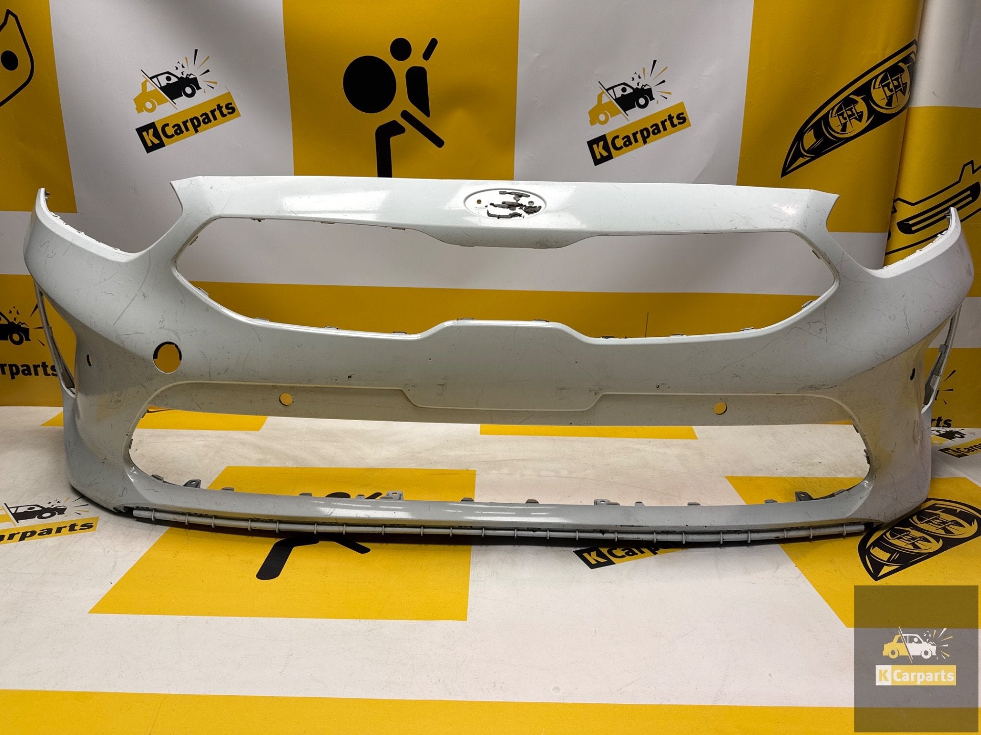 VOORBUMPER KIA CEED BUMPER ORIGINEEL 86511-J7000, Info@fabrikant.eu, Ophalen of Verzenden, Bumper, Fabrikant BV