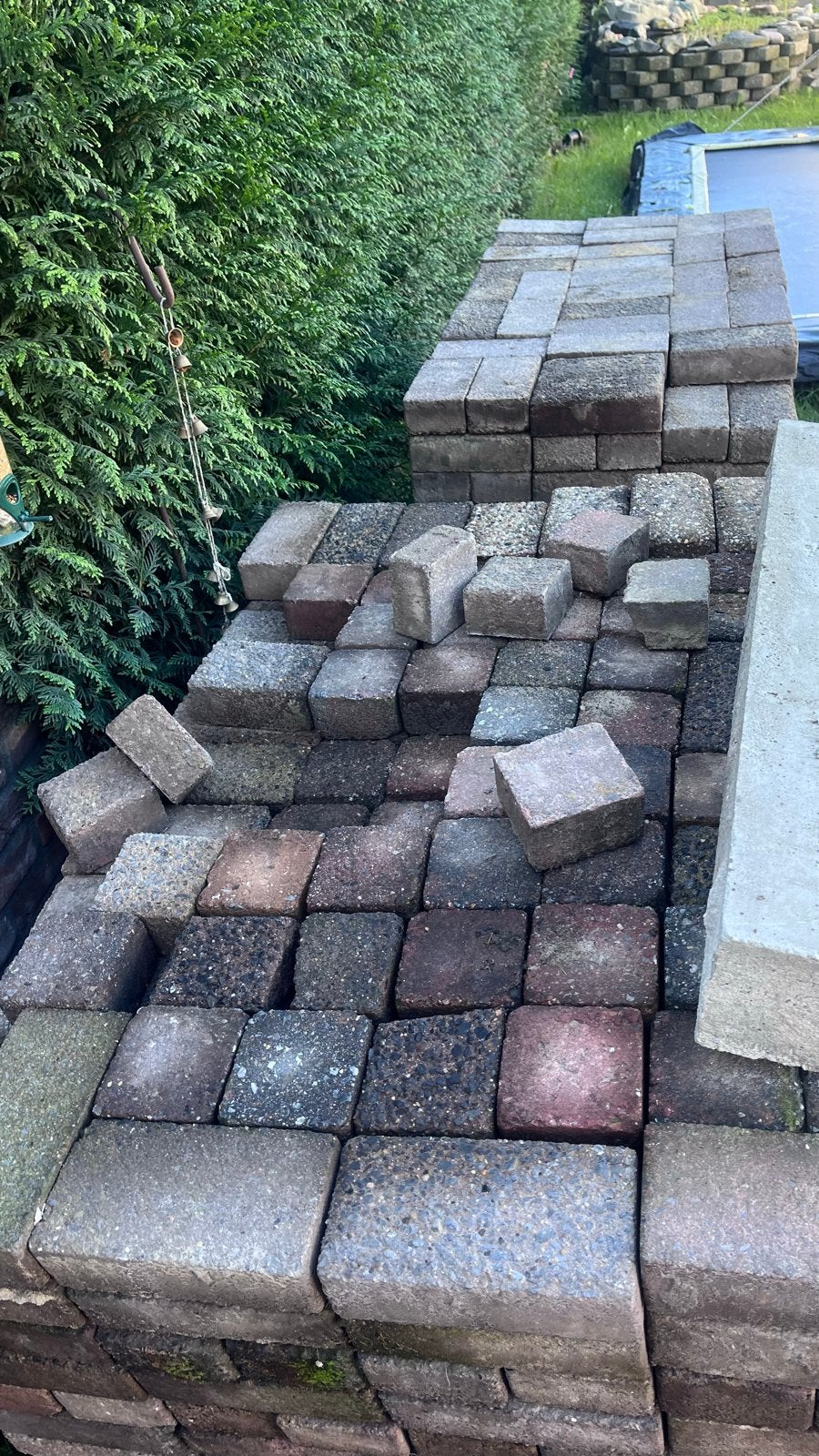 Gratis af te halen klinkers - Diverse kleuren, Tuin en Terras, Ophalen, Gebruikt, Klinkers, 10 m² of meer