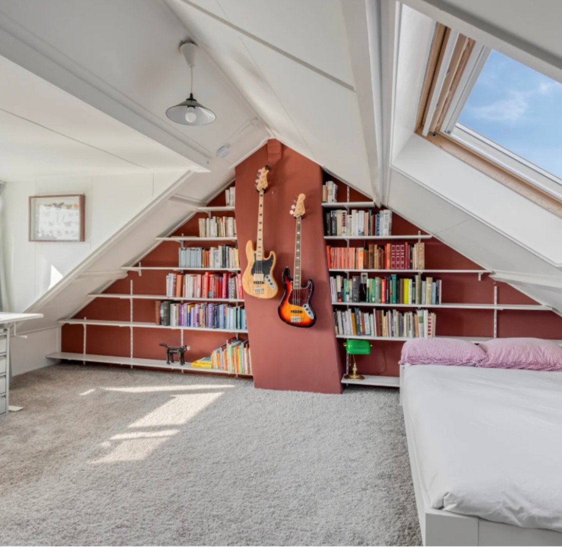 Boekenkastkast bestaande uit 12 planken - 18 meter, Ophalen, Gebruikt, 25 tot 50 cm, 200 cm of meer