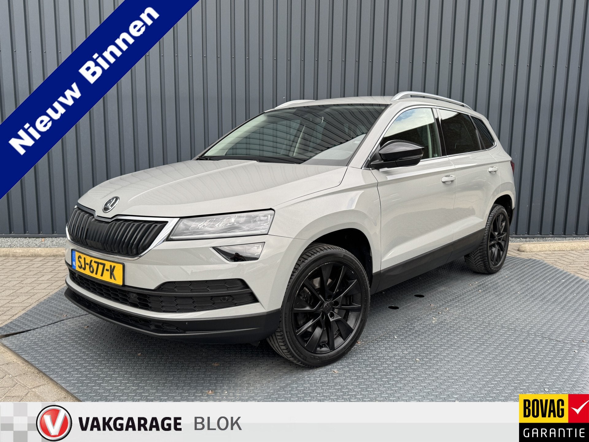 Skoda Karoq 1.5 TSI ACT Style Business | Trekhaak wegkl. | C, Auto's, Voorwielaandrijving, 12 maanden, Stof, 4 cilinders
