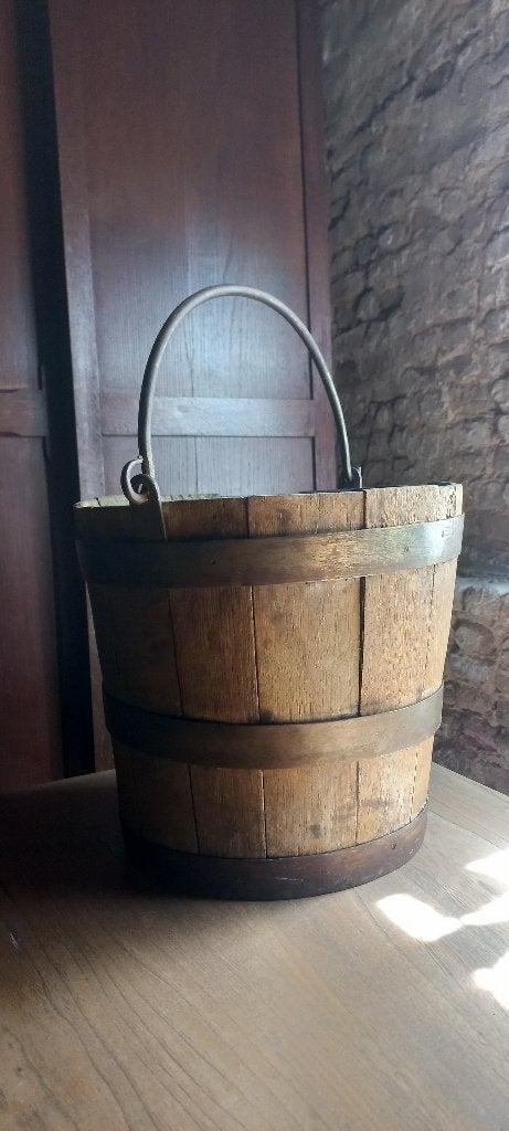 Antieke houten emmer (nr.1) met gesmede beugel volkskunst, Ophalen of Verzenden
