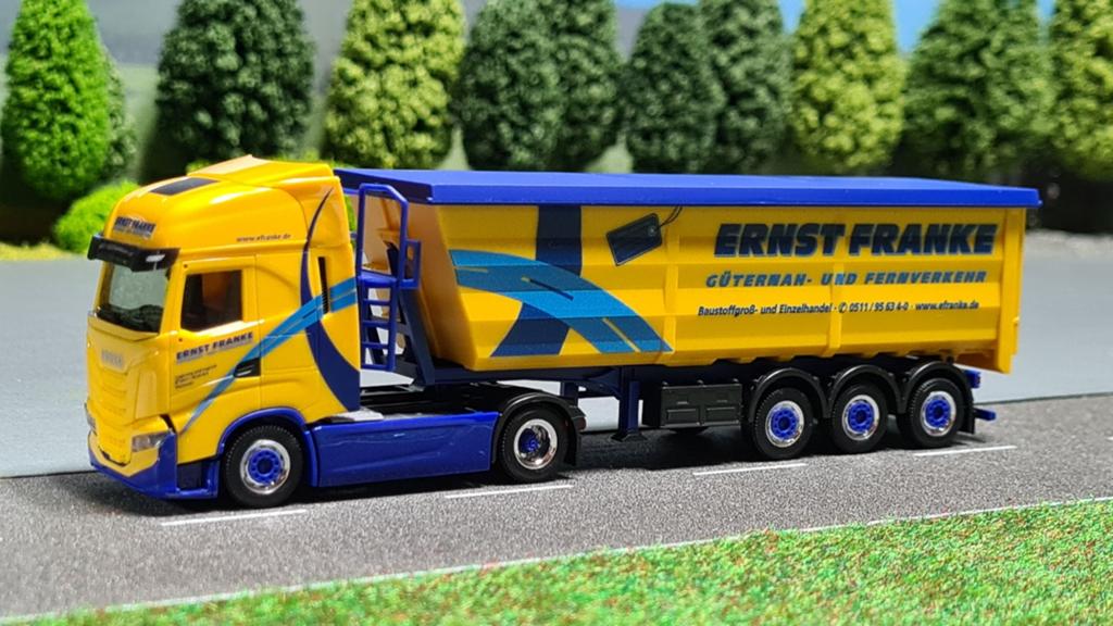 116 Herpa 1:87 Ernst Franke Iveco S-Way kippertrailer, Ophalen of Verzenden, Nieuw, Bus of Vrachtwagen, Herpa